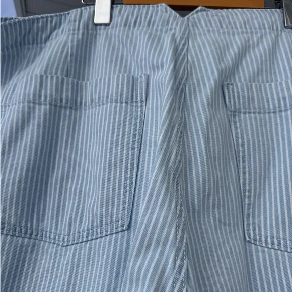 Striped Jeans - Picture 7 of 10